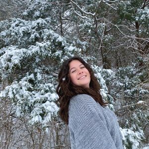 Meet your Posher, Madeline